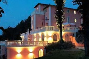 Elegant Villa in Umbria